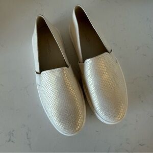 Vince Blair Slip-On Sneakers | White / Snake-Embossed Leather | Size 6 | NWOB